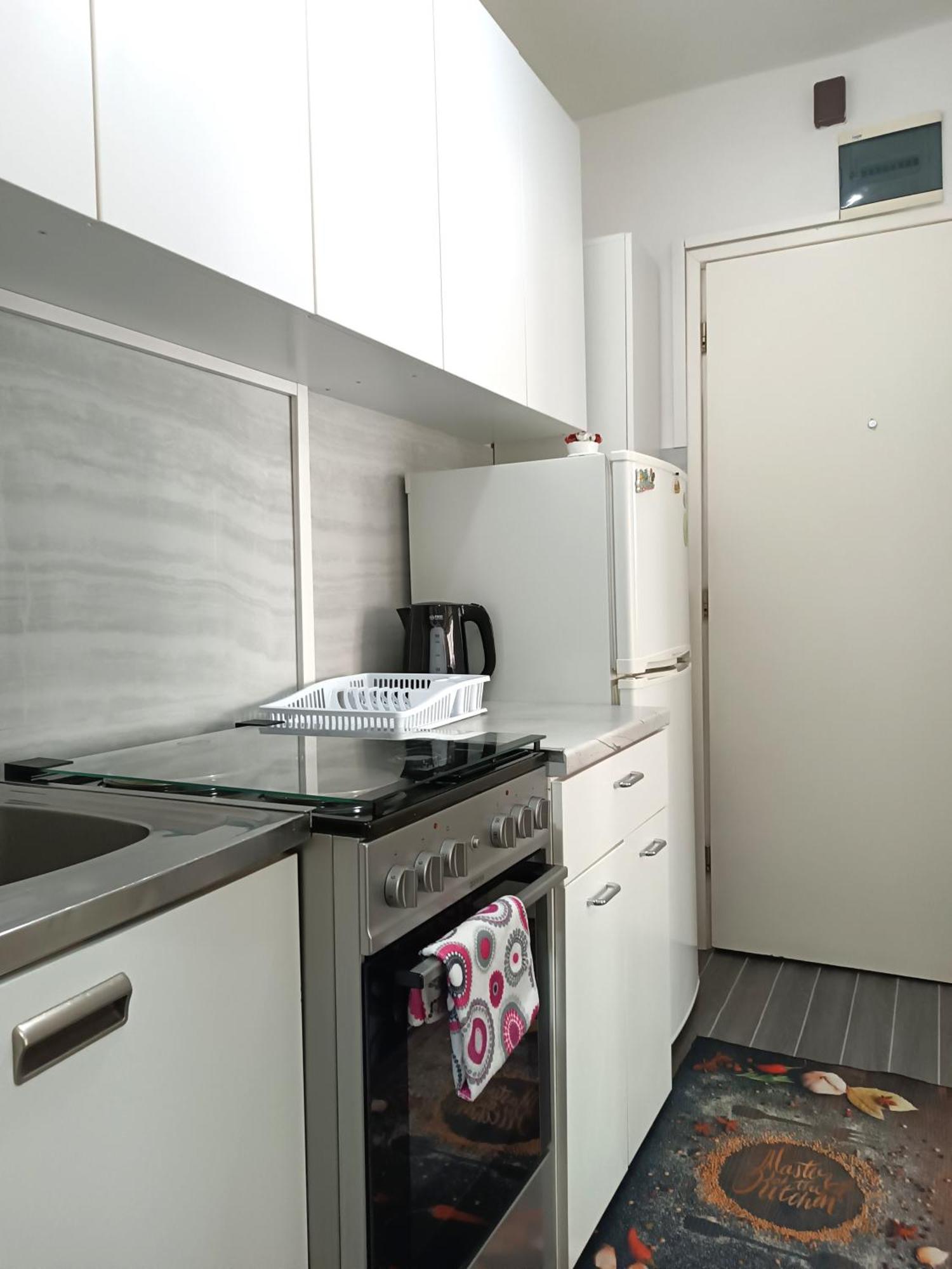 Flamingo 365 - Near City Center With Free Parking Сараєво Екстер'єр фото