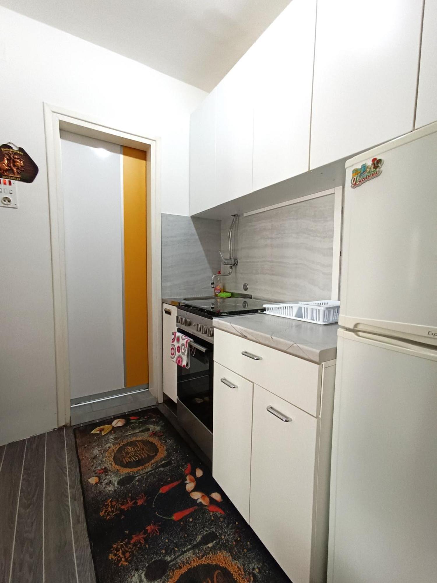 Flamingo 365 - Near City Center With Free Parking Сараєво Екстер'єр фото